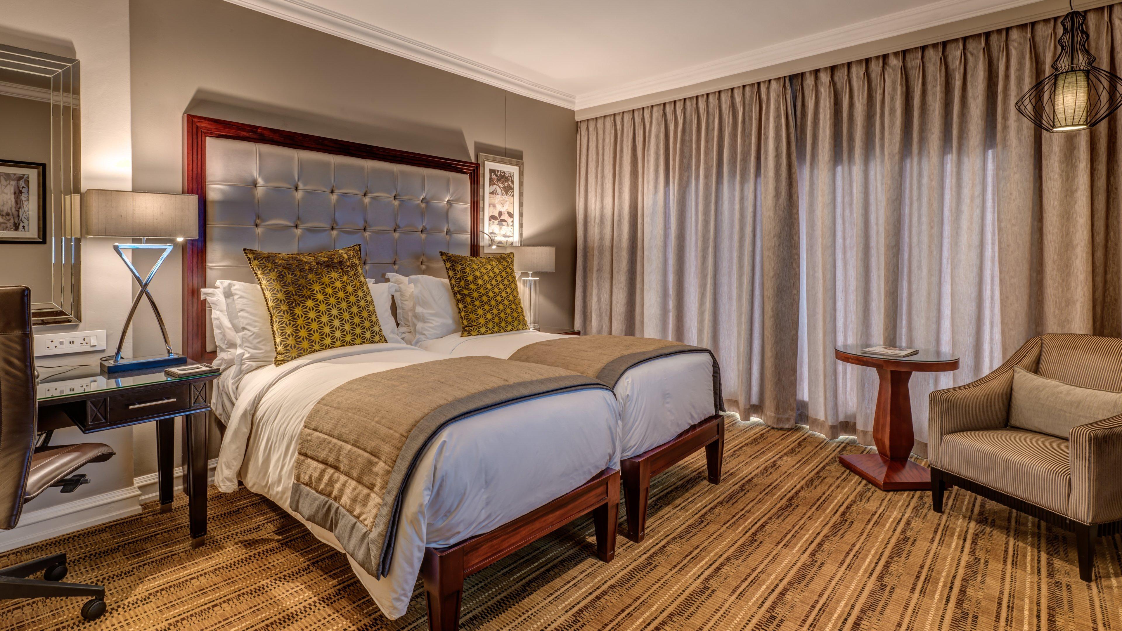 Intercontinental Johannesburg Or Tambo Airport Hotel By Ihg Kempton Park Kültér fotó A bedroom at the Cape Grace