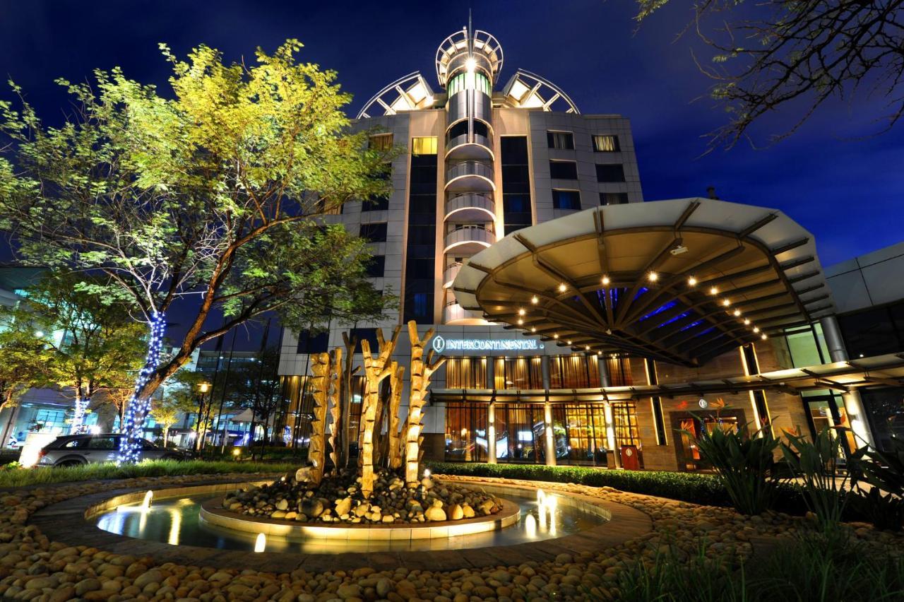 Intercontinental Johannesburg Or Tambo Airport Hotel By Ihg Kempton Park Kültér fotó The Royal
